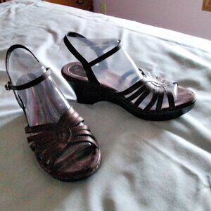 Ladies Sandals